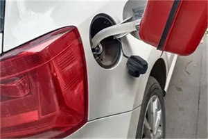 红花岗区24小时救援车收费标准