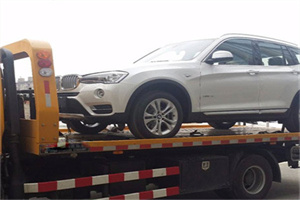 红花岗区拖车24小时服务电话